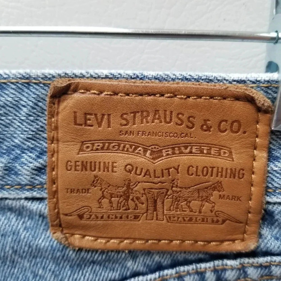 Levi's Wedgie Cut Off Denim Shorts High Rise Button Fly Rolled Hem 24 - Picture 8 of 11